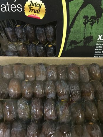 СВЕЖИЕ (без сушки) мягкие королевские финики (BonBon). Размер Гигант XXL. коробка 3 кг нетто. СВЕЖИЕ (без сушки) мягкие королевские финики (BonBon). Размер Гигант XXL. коробка 3 кг нетто.